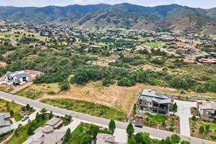 7983 Raphael Ln, Littleton, CO 80125 - Photo 3