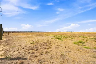 1817 Annie Lane, Keenesburg, CO 80643 - Photo 23
