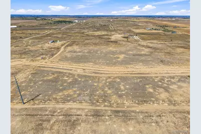 1817 Annie Lane, Keenesburg, CO 80643 - Photo 13