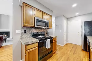 1566 S Trenton Ct, Denver, CO 80231 - Photo 11