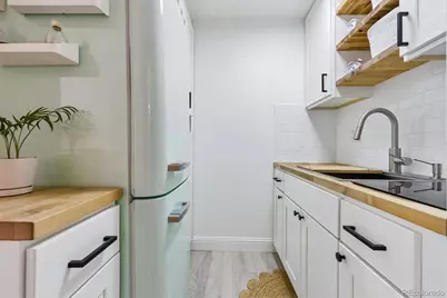 789 N Clarkson Street #1006, Denver, CO 80218 - Photo 11