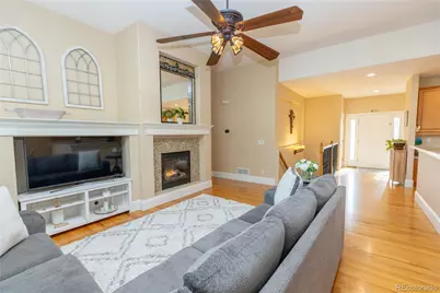 4056 S Liverpool Way, Aurora, CO 80013 - Photo 5