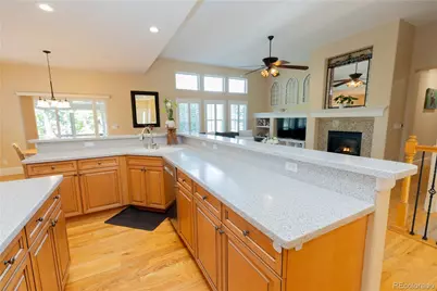 4056 S Liverpool Way, Aurora, CO 80013 - Photo 13