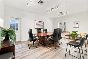 5770 E Warren Ave, Denver, CO 80222 - Photo 17