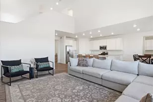 704 Columbia St, Johnstown, CO 80534 - Photo 9