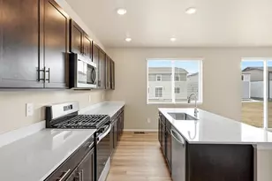 1679 Yampa River Dr, Windsor, CO 80550 - Photo 11