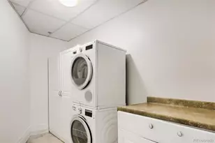 2001 Lincoln St, Denver, CO 80202 - Photo 17