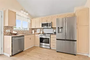 9600 Pendleton Dr, Highlands Ranch, CO 80126 - Photo 11