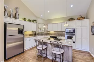 9853 Greensview Cir, Lone Tree, CO 80124 - Photo 5