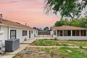 919 Troy St, Aurora, CO 80011 - Photo 31