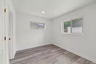919 Troy St, Aurora, CO 80011 - Photo 29