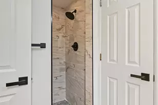919 Troy St, Aurora, CO 80011 - Photo 27