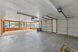 919 Troy St, Aurora, CO 80011 - Photo 35