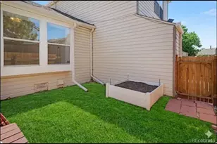 4541 S Crystal Way, Aurora, CO 80015 - Photo 19