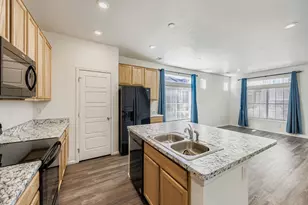 18014 E 103rd Ave, Commerce City, CO 80022 - Photo 7