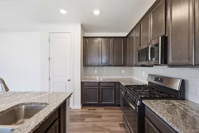 17540 E 95th Place, Commerce City, CO 80022 - Photo 9