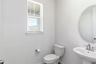 1006 S Eaton Park Ct, Aurora, CO 80018 - Photo 11