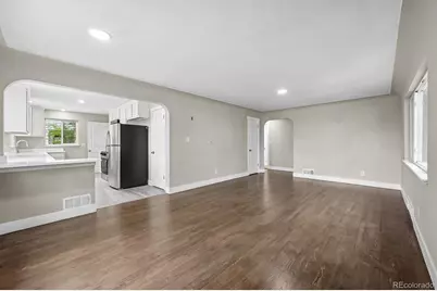 9801 E 8th Avenue, Aurora, CO 80010 - Photo 21