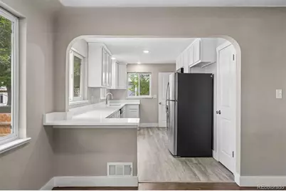 9801 E 8th Avenue, Aurora, CO 80010 - Photo 7