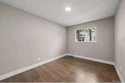 9801 E 8th Avenue, Aurora, CO 80010 - Photo 19