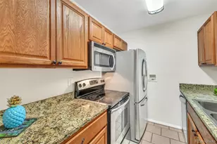 3273 S Elm St, Denver, CO 80222 - Photo 9