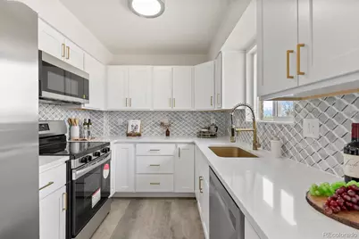 7961 E Grabada Road, Denver, CO 80221 - Photo 13
