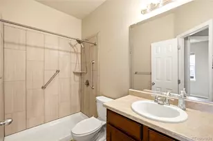 25107 E Canal Pl, Aurora, CO 80018 - Photo 19