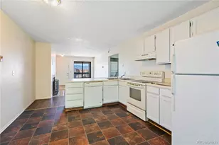 935 Hathaway Dr, Colorado Springs, CO 80915 - Photo 13