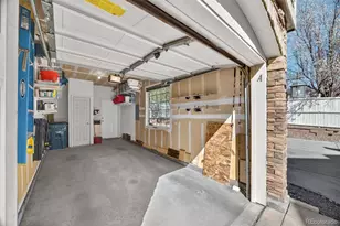 160 Granby Way, Aurora, CO 80011 - Photo 31