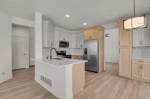 5965 S Waco St, Aurora, CO 80016 - Photo 7