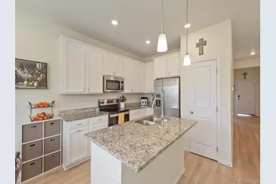 924 Peach Leaf Lane, Elizabeth, CO 80107 - Photo 3