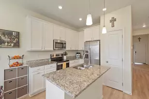 924 Peachleaf Ln, Elizabeth, CO 80107 - Photo 3
