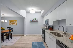 2869 S Locust St, Denver, CO 80222 - Photo 11