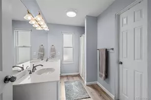 2869 S Locust St, Denver, CO 80222 - Photo 17