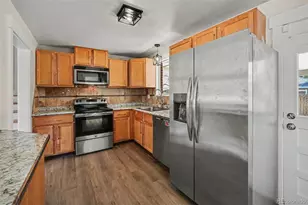 362 Salem St, Aurora, CO 80011 - Photo 9