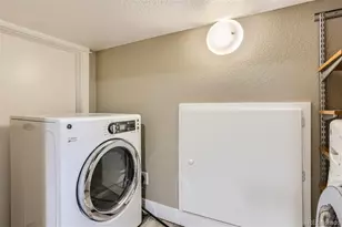 3750 N Vine St, Denver, CO 80205 - Photo 23
