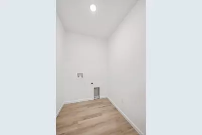 5583 Brangus Drive, Windsor, CO 80528 - Photo 5