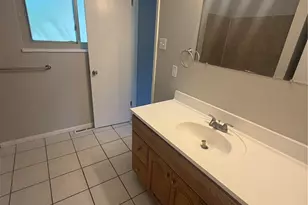 1006 S Macon St, Aurora, CO 80012 - Photo 15