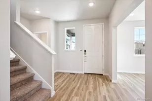 4719 N Valdai Ct, Aurora, CO 80019 - Photo 9