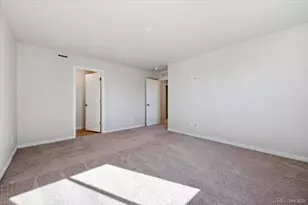 4719 N Valdai Ct, Aurora, CO 80019 - Photo 17