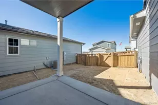 4719 N Valdai Ct, Aurora, CO 80019 - Photo 21