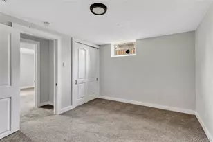 1075 Kingston St, Aurora, CO 80010 - Photo 19