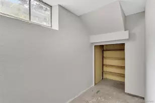 1075 Kingston St, Aurora, CO 80010 - Photo 21