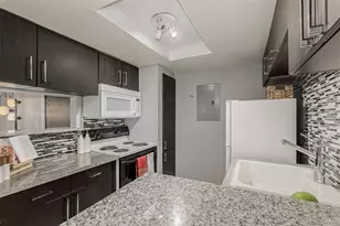 1863 S Pitkin Cir, Aurora, CO 80017 - Photo 15