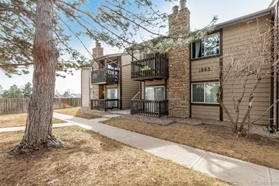 1863 S Pitkin Circle #B, Aurora, CO 80017 - Photo 5