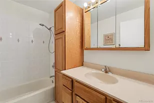 15922 E Rice Pl, Aurora, CO 80015 - Photo 19