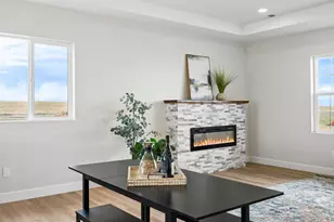 61800 E 32nd Ct, Strasburg, CO 80136 - Photo 35