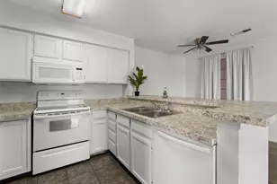 4460 S Pitkin St, Aurora, CO 80015 - Photo 5
