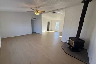 623 Prairie Ave, Brighton, CO 80603 - Photo 3