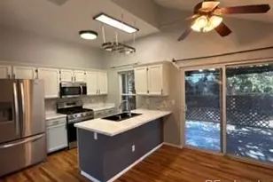 711 S Granby Cir, Aurora, CO 80012 - Photo 3